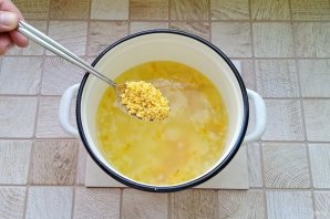 Суп "Солнечный" с пшенкой и кукурузой - фото шаг 5