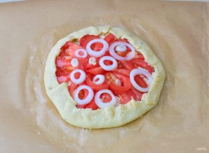 Пирог с брынзой и помидорами - фото шаг 8