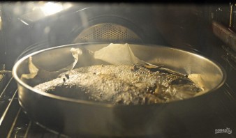  Речная рыба в духовке - фото шаг 3