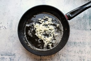 Суп-пюре из кабачков с плавленым сыром - фото шаг 2
