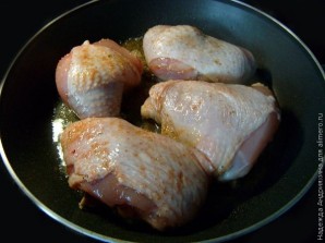 Курица с черносливом в духовке - фото шаг 2