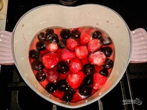 Пирог из замороженных ягод - фото шаг 2