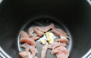 Суп с курицей в мультиварке - фото шаг 1