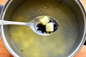 Грибной суп с чечевицей и гречневой вермишелью - фото шаг 3