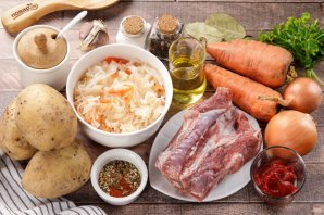 Кислые щи из квашеной капусты - фото шаг 1