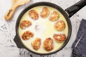 Куриные тефтели в сливочном соусе - фото шаг 15