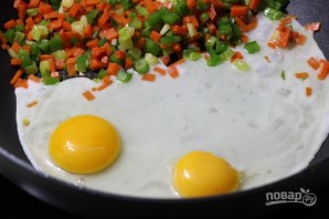 Рис с овощами и яйцом - фото шаг 2