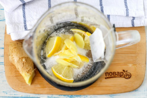 Имбирный чай с лимоном от простуды - фото шаг 3