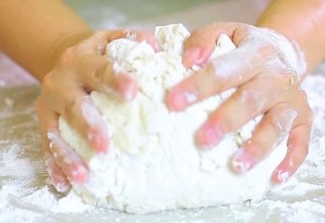 Пирожки в духовке сладкие - фото шаг 3