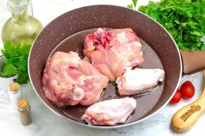 Курица с квашеной капустой - фото шаг 2