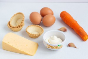 Сырная закуска в тарталетках - фото шаг 1