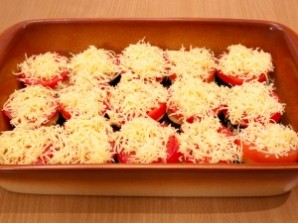 Баклажаны запеченные с томатами и сыром - фото шаг 9