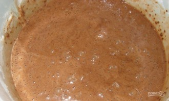 Шоколадный пирог с творожно-кокосовыми шариками - фото шаг 5