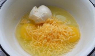 Цветная капуста с яйцом на сковороде - фото шаг 3