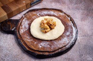 Печеные пирожки с яблоками - фото шаг 17