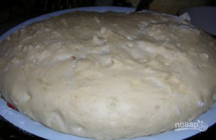 Вкусное дрожжевое тесто для пирога с капустой - фото шаг 4
