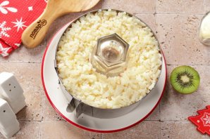 Новогодний салат "Нефритовый браслет" - фото шаг 8