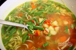Суп на овощном бульоне - фото шаг 7