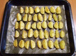 Картошка в духовке с паприкой - фото шаг 5