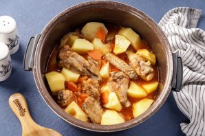 Курица с картошкой в мультиварке - фото шаг 11