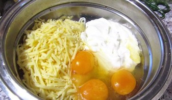 Сырно-сметанный соус - фото шаг 2