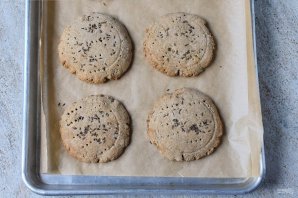 Постные ржаные лепешки - фото шаг 8