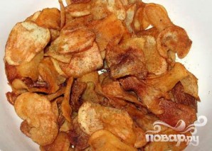 Картофельные чипсы с куриной приправой и тмином - фото шаг 5
