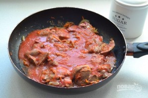 Куриная печень в томатном соусе - фото шаг 10