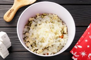 Салат "Снеговик" - фото шаг 10