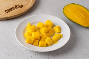 Детокс-коктейль с маракуйей, манго и бананом - фото шаг 4