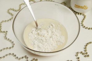 Пирожные "Медовые сласти" на Новый год 2026 - фото шаг 4