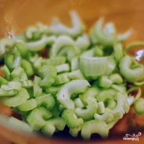 Зеленый салат с каперсами - фото шаг 4