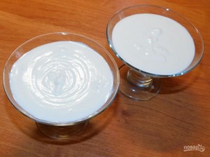 Муссовый десерт на белом шоколаде с клубникой - фото шаг 8