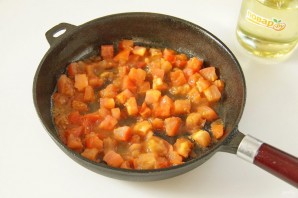 Яичный суп с помидорами - фото шаг 6