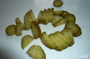 Салат картофельный с огурцами - фото шаг 2