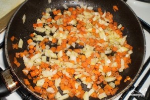 Тушеная фасоль с луком и морковью - фото шаг 4