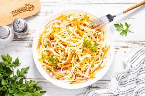 Салат из свежей капусты - фото шаг 10