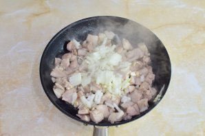 Феттуччине с жареным куриным филе и соусом "Песто" - фото шаг 6