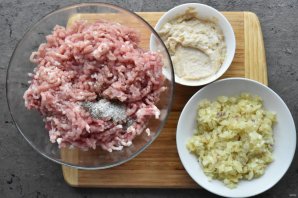Вкусные домашние котлеты - фото шаг 3