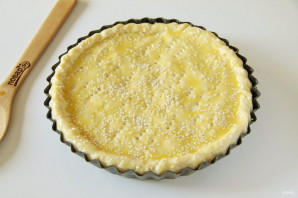 Пирог с сыром из творожного теста - фото шаг 8