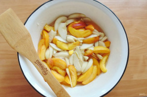 Варенье из персиков и груш - фото шаг 10