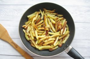 Жареная картошка с яблоками - фото шаг 7