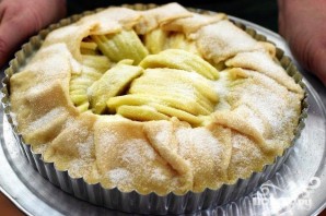 Яблочный пирог с сахарной глазурью - фото шаг 4