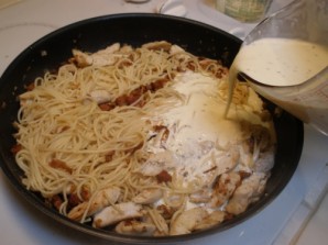 Спагетти с куриной грудкой - фото шаг 8