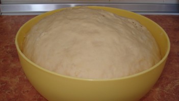 Пирожки с горохом в духовке - фото шаг 3