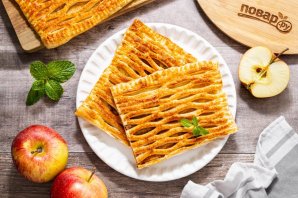 Слоеный пирог с яблоками - фото шаг 10