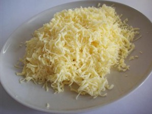 Сосиски с сыром в духовке - фото шаг 2