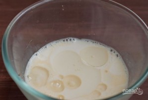 Пышные блины на молоке - фото шаг 3