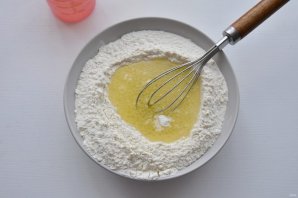 Белая пицца с лососем - фото шаг 4