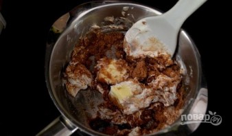 Десерт с мороженым бэйлисом и пралине - фото шаг 1